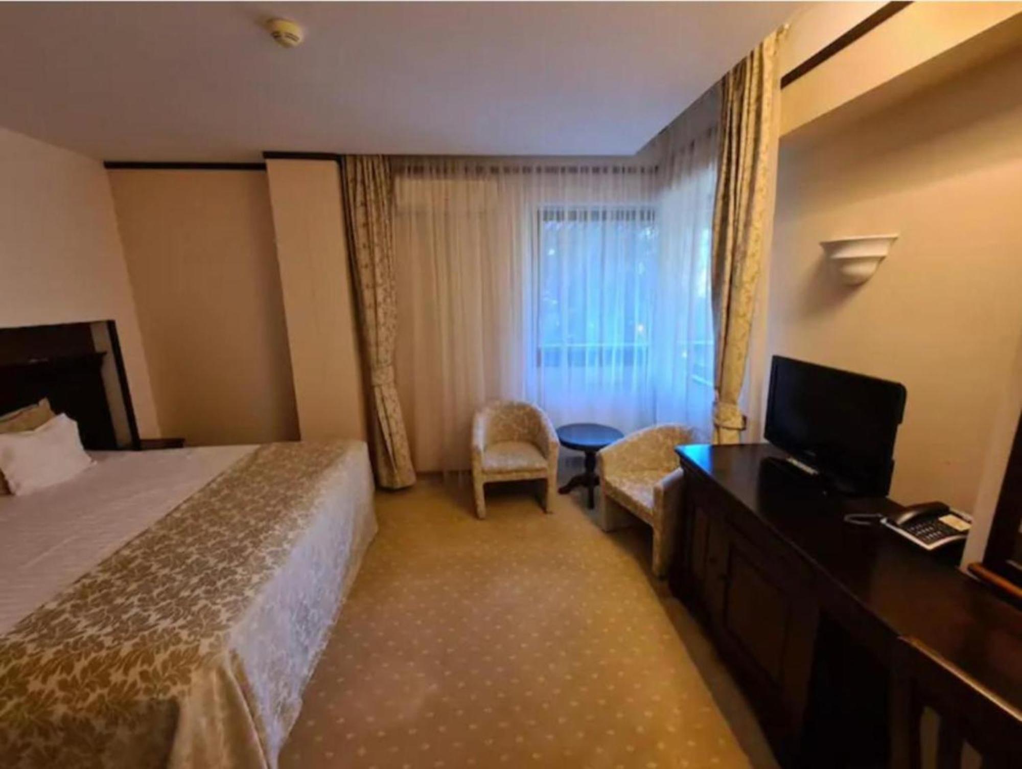 Alpin Aparthotel 2302 Poiana Brasov Exteriör bild